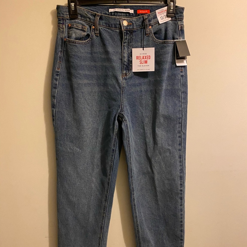 Women’s Celebrity Pink  Jeans sz 13 Relaxed Slim